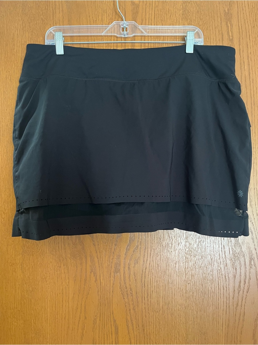 Athleta Laser Run Skort - Black - Size XL